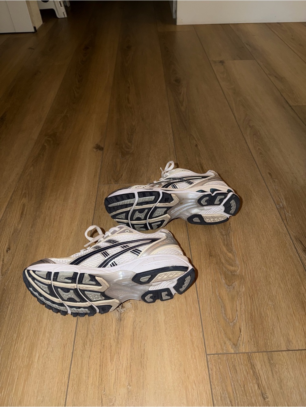 ASICS gel-kayano 14 - Picture 4 of 5